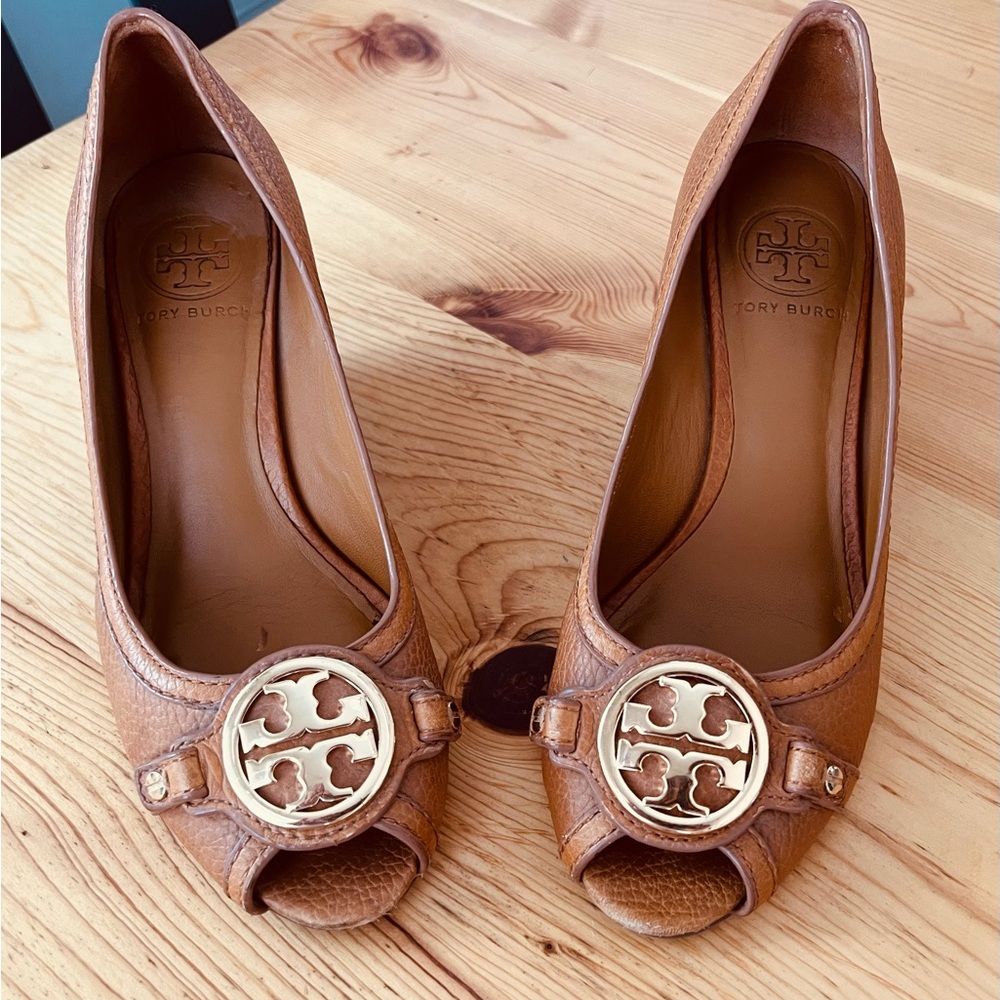 COPY - Tory Burch camel peep toe wedge, size 7